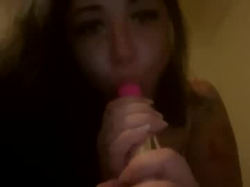 Xocrybaby Chaturbate stream image from November 25, 2025