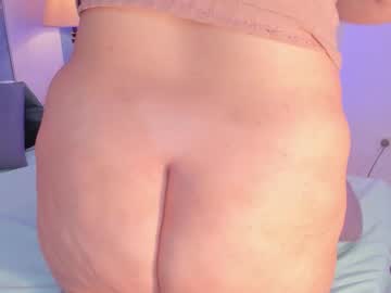 Whiite_Snow_ Chaturbate stream image from November 25, 2025