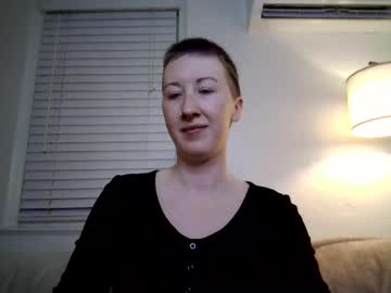 Ellierowyn Chaturbate stream image from November 25, 2025