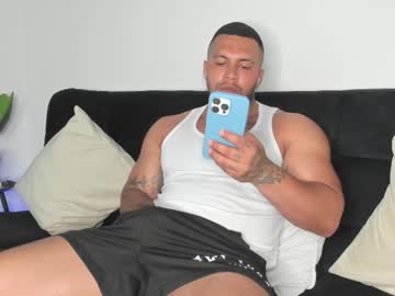 Frankmyles01 Chaturbate stream image from November 25, 2025