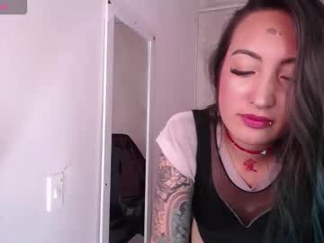 Lunaaponte Chaturbate stream image from November 25, 2025