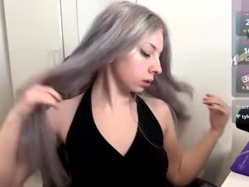 Marikorin Chaturbate stream image from November 25, 2025