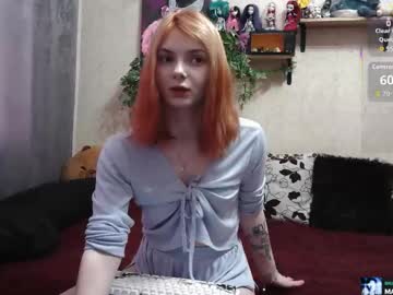 Mevis_Li Chaturbate stream image from November 25, 2025