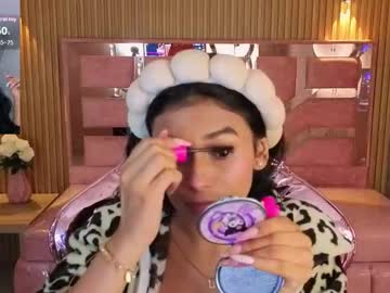 Lilith_Petit_Sub Chaturbate stream image from November 25, 2025
