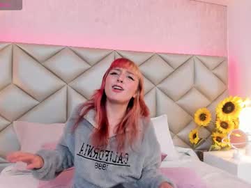 Dafnne_Hall Chaturbate stream image from November 25, 2025