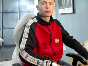 Erofox_77 Chaturbate stream image from November 25, 2025