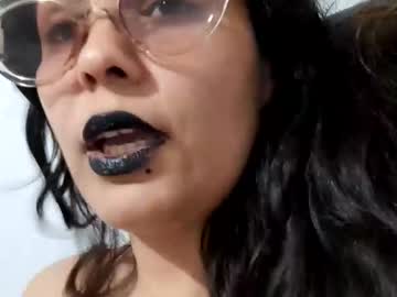 Hellomylovers369 Chaturbate stream image from November 25, 2025
