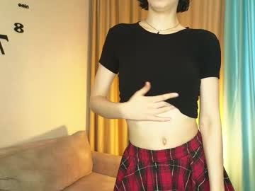 Leylalyela Chaturbate stream image from November 25, 2025