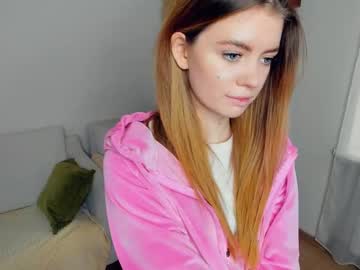 Mintykisss Chaturbate stream image from November 25, 2025