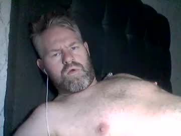 81jonnyx Chaturbate stream image from November 25, 2025
