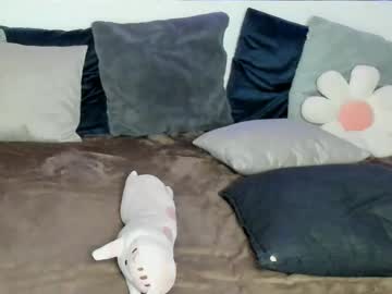 Rileyroxx Chaturbate stream image from November 25, 2025