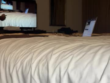 Albertotorres15685 Chaturbate stream image from November 25, 2025