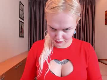 Kamilagame Chaturbate stream image from November 25, 2025