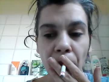 Caroisback Chaturbate stream image from November 25, 2025