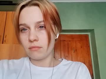 Letitiaboteler Chaturbate stream image from November 25, 2025