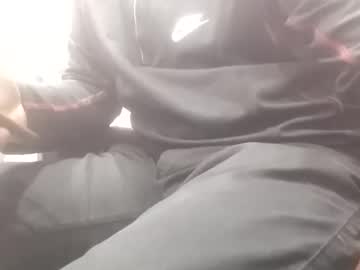 Rakulge Chaturbate stream image from November 25, 2025
