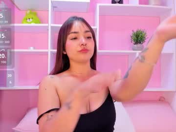 Chloeharper1 Chaturbate stream image from November 25, 2025