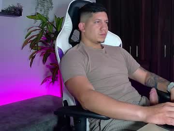 _Robertobaggio Chaturbate stream image from November 25, 2025