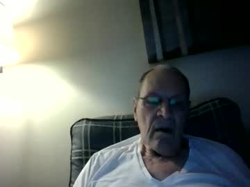 Willnedoher Chaturbate stream image from November 25, 2025