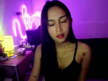 Yogirl_Tianaxxx Chaturbate stream image from November 25, 2025