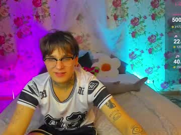 Roberttate_ Chaturbate stream image from November 25, 2025