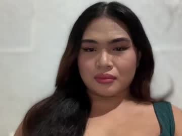 Yllanahard Chaturbate stream image from November 25, 2025