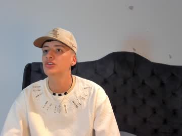 1threestar Chaturbate stream image from November 25, 2025