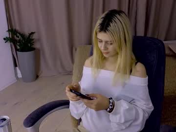 Apheliastar Chaturbate stream image from November 25, 2025