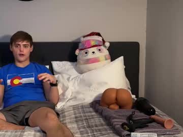 Dylanfruits Chaturbate stream image from November 25, 2025