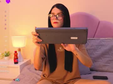 Realbadbxtch Chaturbate stream image from November 25, 2025