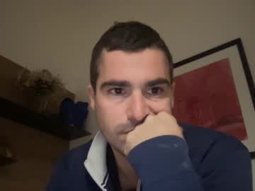 Kevinpillobello Chaturbate stream image from November 25, 2025