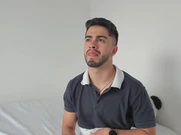 Rendonass Chaturbate stream image from November 25, 2025