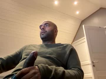 Dan_The_Man43 Chaturbate stream image from November 25, 2025