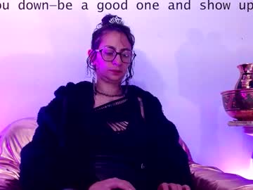 Serena_Xyz Chaturbate stream image from November 25, 2025
