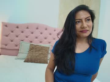 Isis_Choi Chaturbate stream image from November 25, 2025