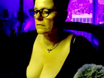 Mollysun Chaturbate stream image from November 25, 2025