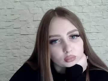Foxyflaree Chaturbate stream image from November 25, 2025