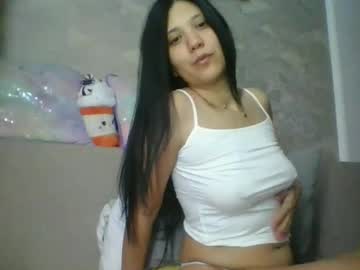 Princessyyara Chaturbate stream image from November 25, 2025