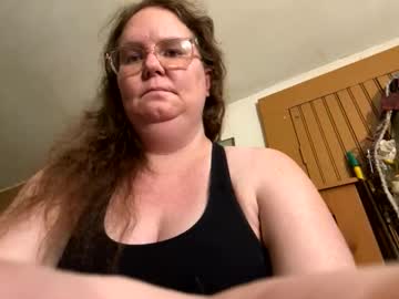 Queen211869 Chaturbate stream image from November 25, 2025