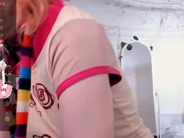 Awawrin Chaturbate stream image from November 25, 2025