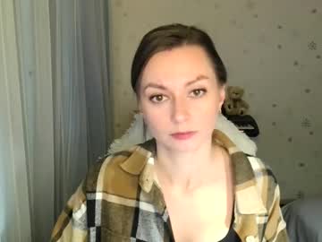 Lunaa_Bluee Chaturbate stream image from November 25, 2025