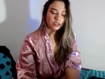 Carolinemonserrat Chaturbate stream image from November 25, 2025
