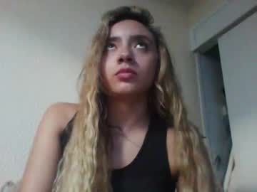 Majo_Gomezz Chaturbate stream image from November 25, 2025