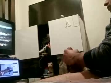 Chapy38 Chaturbate stream image from November 26, 2025