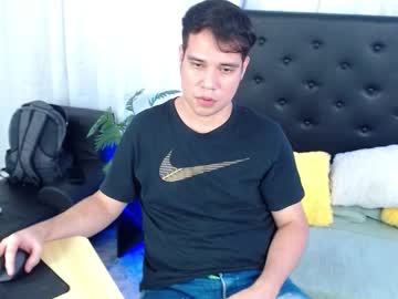 Juansummer Chaturbate stream image from November 26, 2025