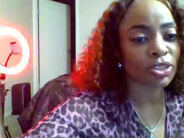 Shyshelby Chaturbate stream image from November 26, 2025