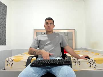 Simonkeler Chaturbate stream image from November 26, 2025