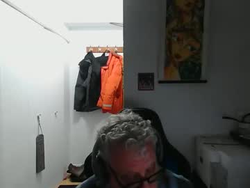 Dominux1er Chaturbate stream image from November 26, 2025