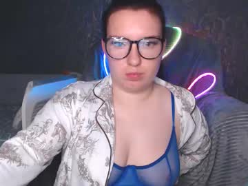 Missquirtt Chaturbate stream image from November 26, 2025
