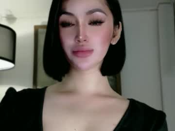 Yourgela Chaturbate stream image from November 26, 2025